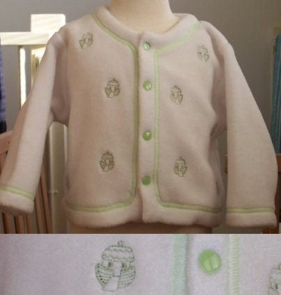 Fleece vestje wit/groen maat 62 NIEUW (1164) a, Kinderen en Baby's, Babykleding | Maat 62, Ophalen of Verzenden, Truitje of Vestje