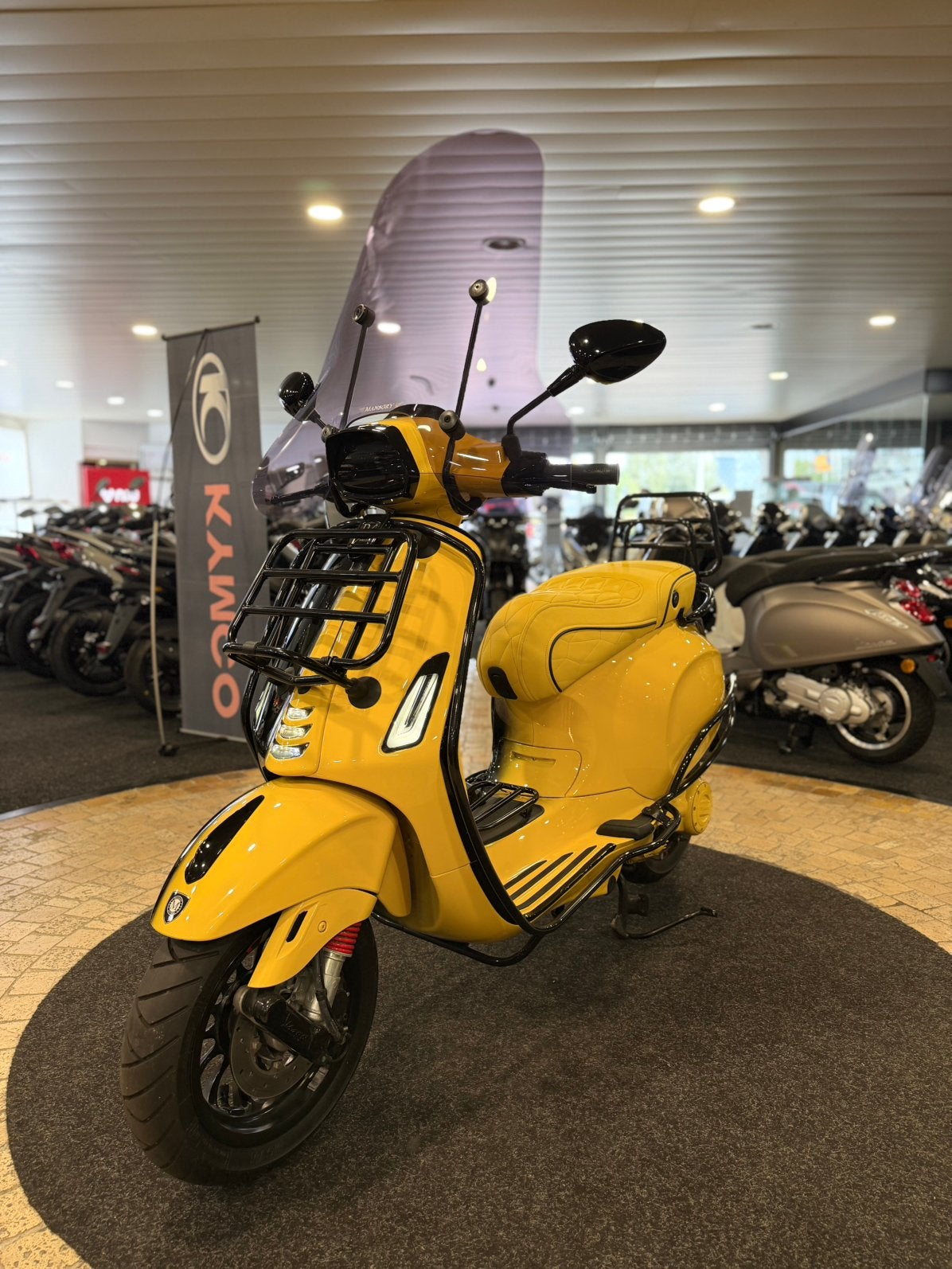 UNIEKE Vespa Sprint Mansory 2024 | 160 KM | Full Option, Overige modellen, Maximaal 45 km/u, Zo goed als nieuw, Benzine