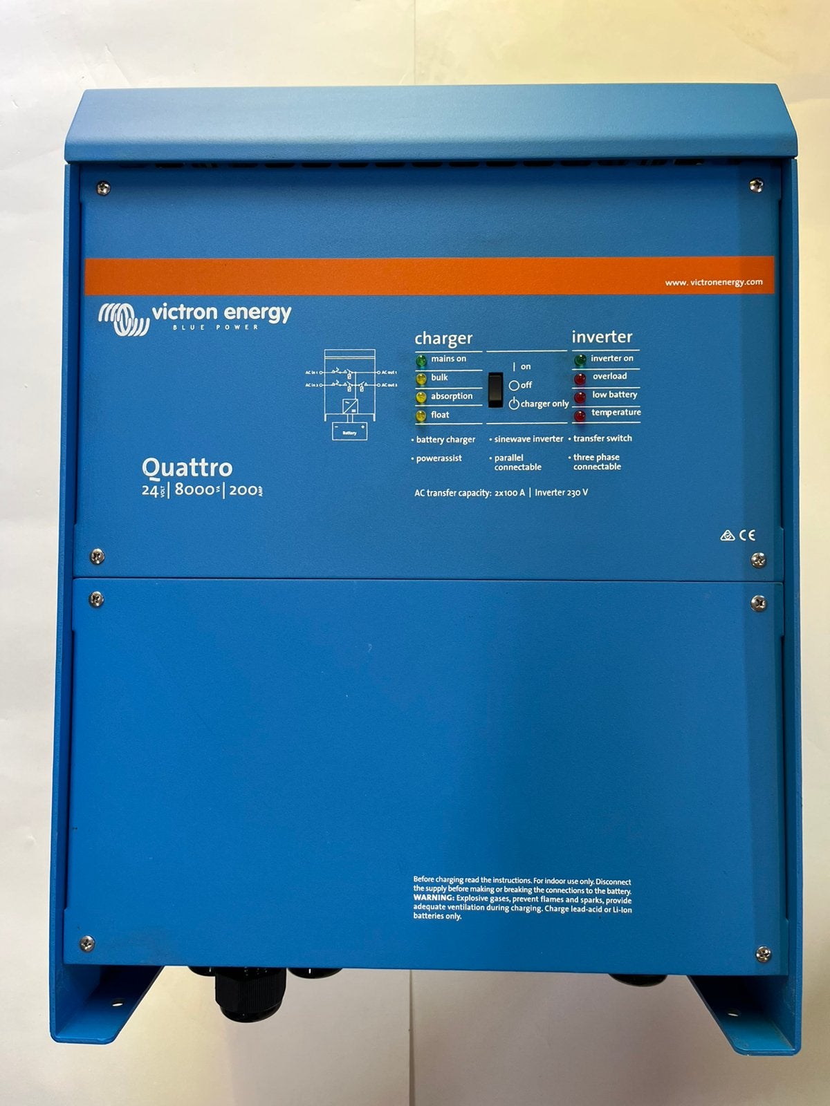 Victron Quattro 24/8000-200, Ophalen, Zo goed als nieuw, Kabel of Apparatuur
