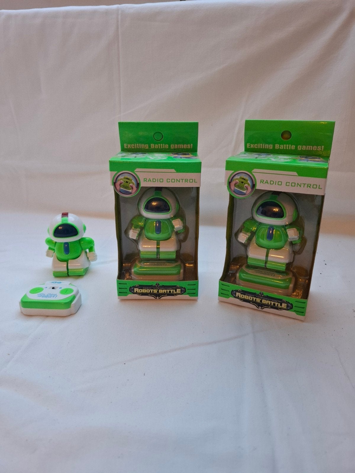 Radio Telecontrol Robots., Ophalen of Verzenden