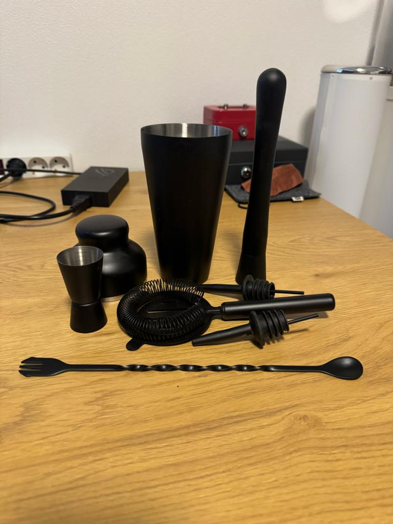 Zwarte cocktail shaker set - complete barset, Overige typen, Ophalen of Verzenden, Zo goed als nieuw, Zwart