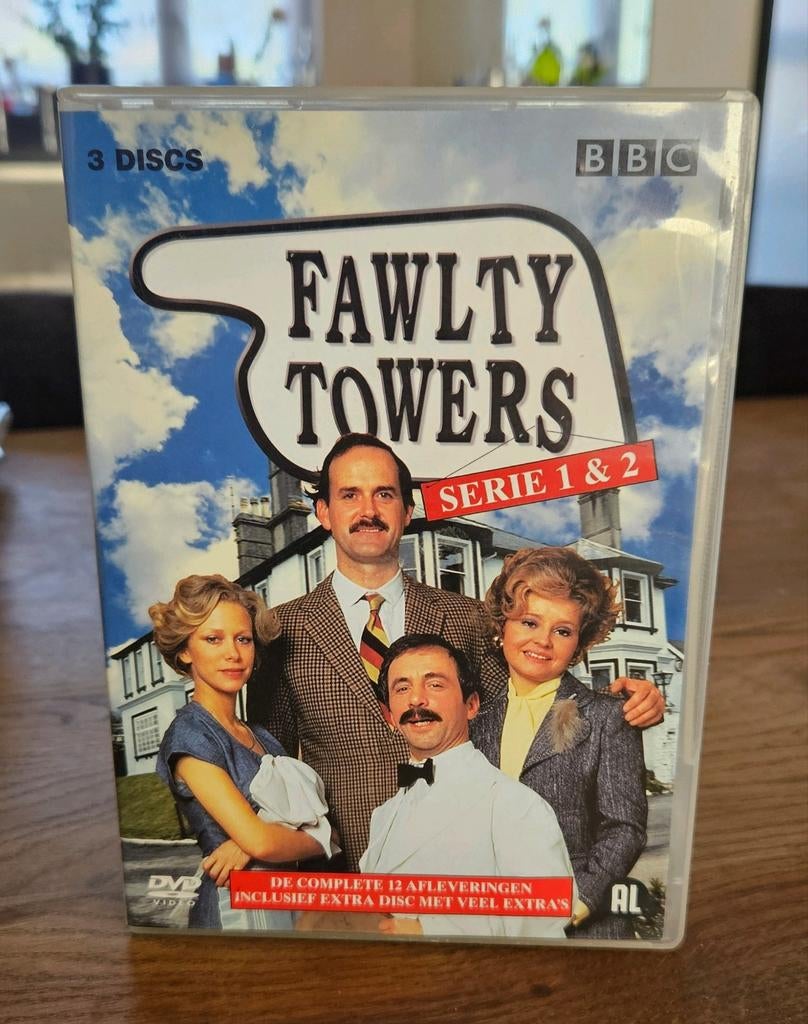 Fawlty Towers Boxset Compleet Seizoenen 1 en 2 zgan, Ophalen, Alle leeftijden, Boxset, Zo goed als nieuw