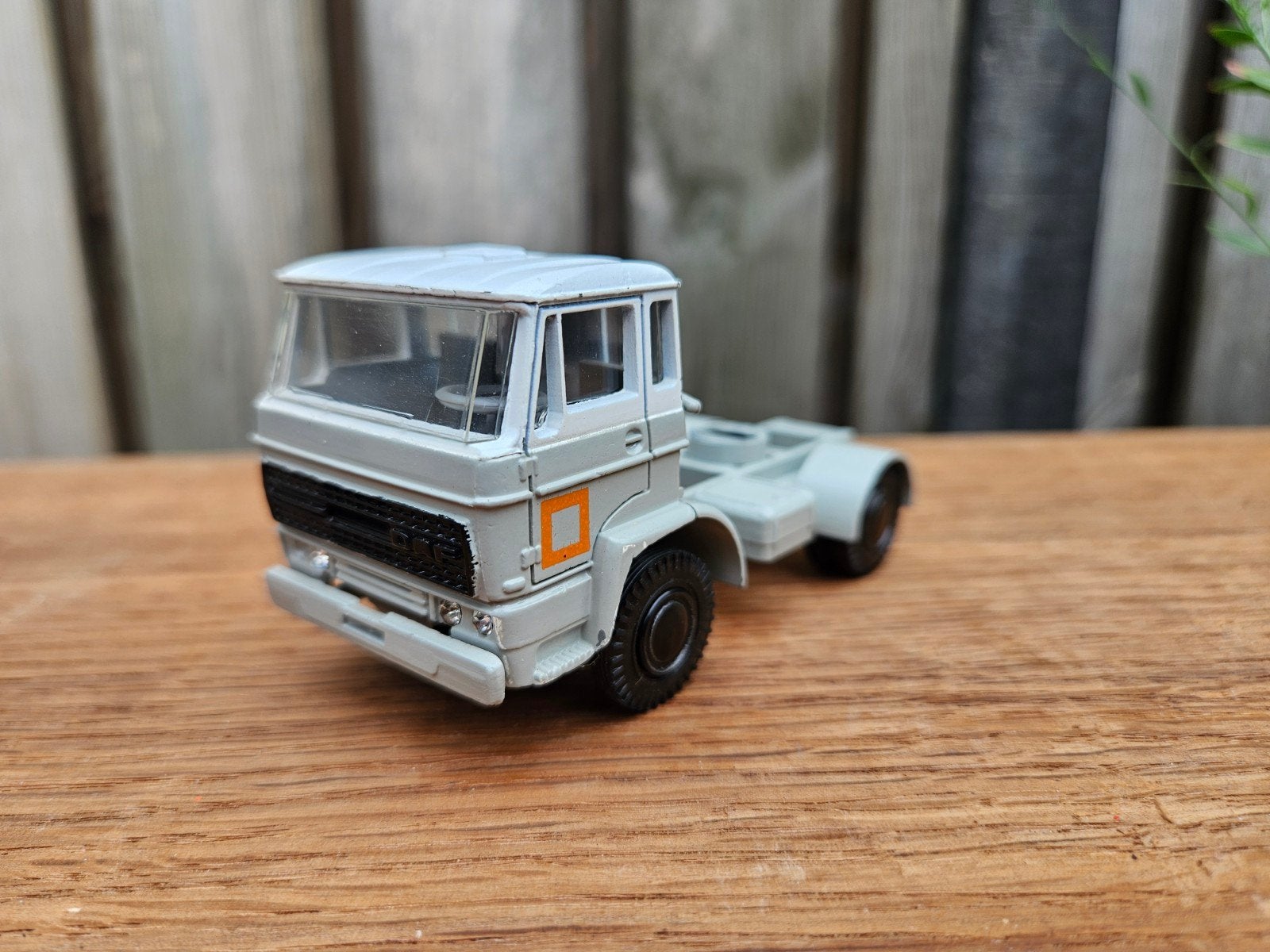Lioncar Daf 2100 Van Gend en Loos losse trekker 1:50, Ophalen of Verzenden, Zo goed als nieuw, Bus of Vrachtwagen, Lion Toys
