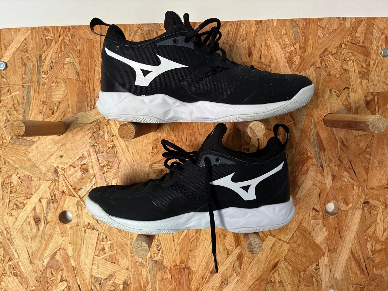 Mizuno volleybalschoenen - Zwart/Wit maat 41, Ophalen, Gebruikt