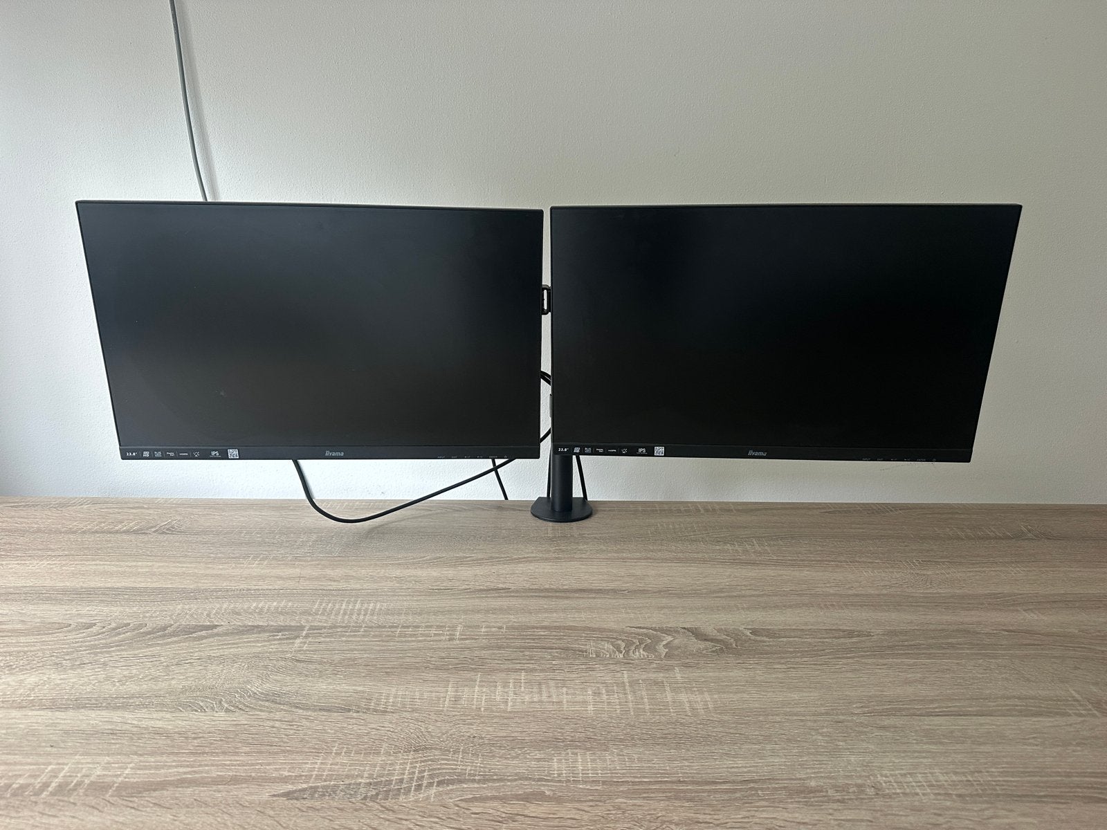 2x Iiyama ProLite XUB2492HSU-B1 23.8 inch Full HD Monitor, Gebruikt, IPS, In hoogte verstelbaar, Full HD