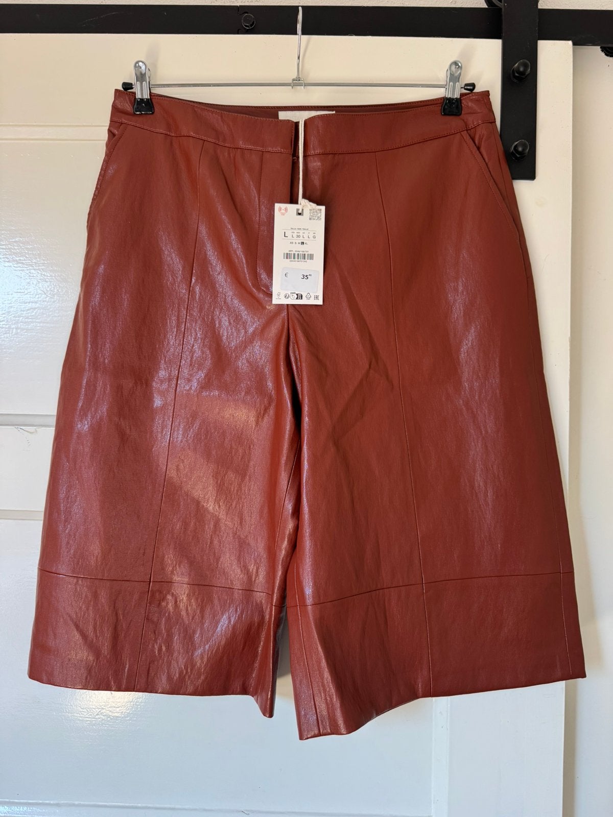 Zara lange jorts Bermuda leerlook bruinrood burgundy maat L, Kort, Verzenden, Maat 42/44 (L), Nieuw