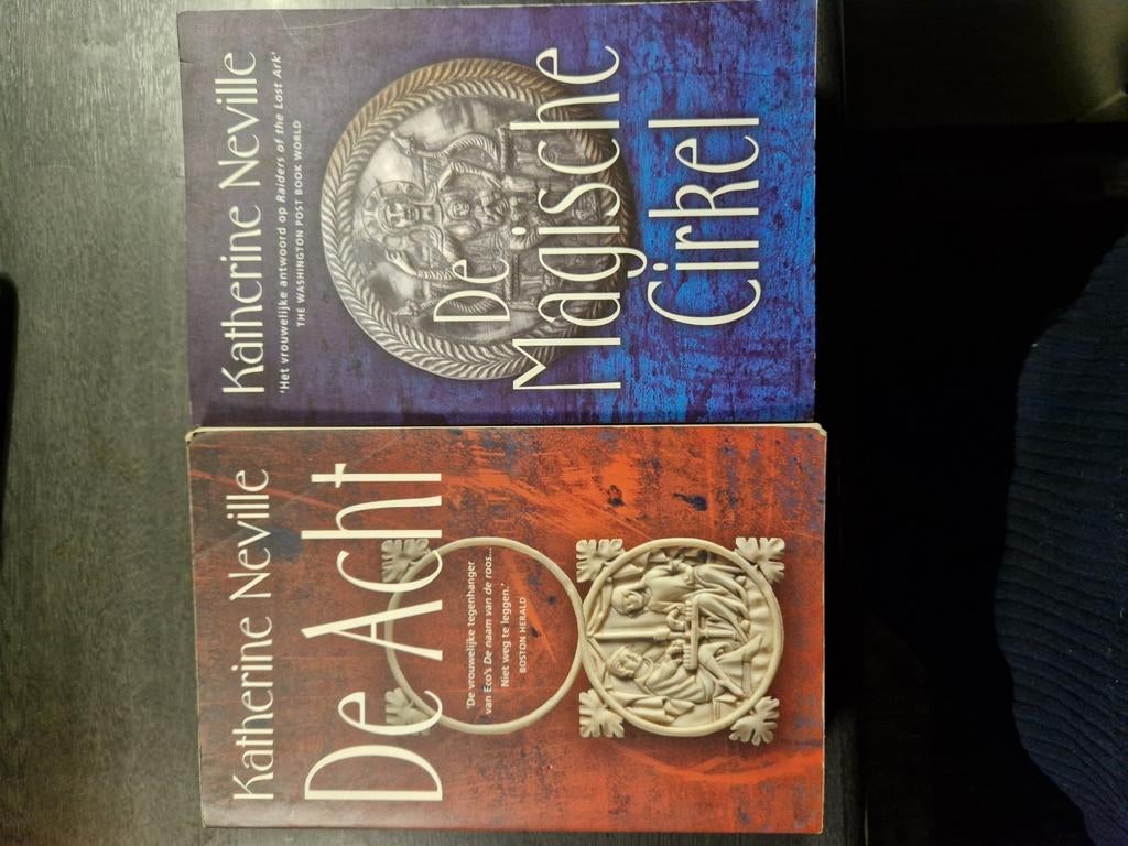 De Acht & De Magische Cirkel - Katherine Neville (set), Ophalen of Verzenden, Gelezen, Katherine Neville, Nederland