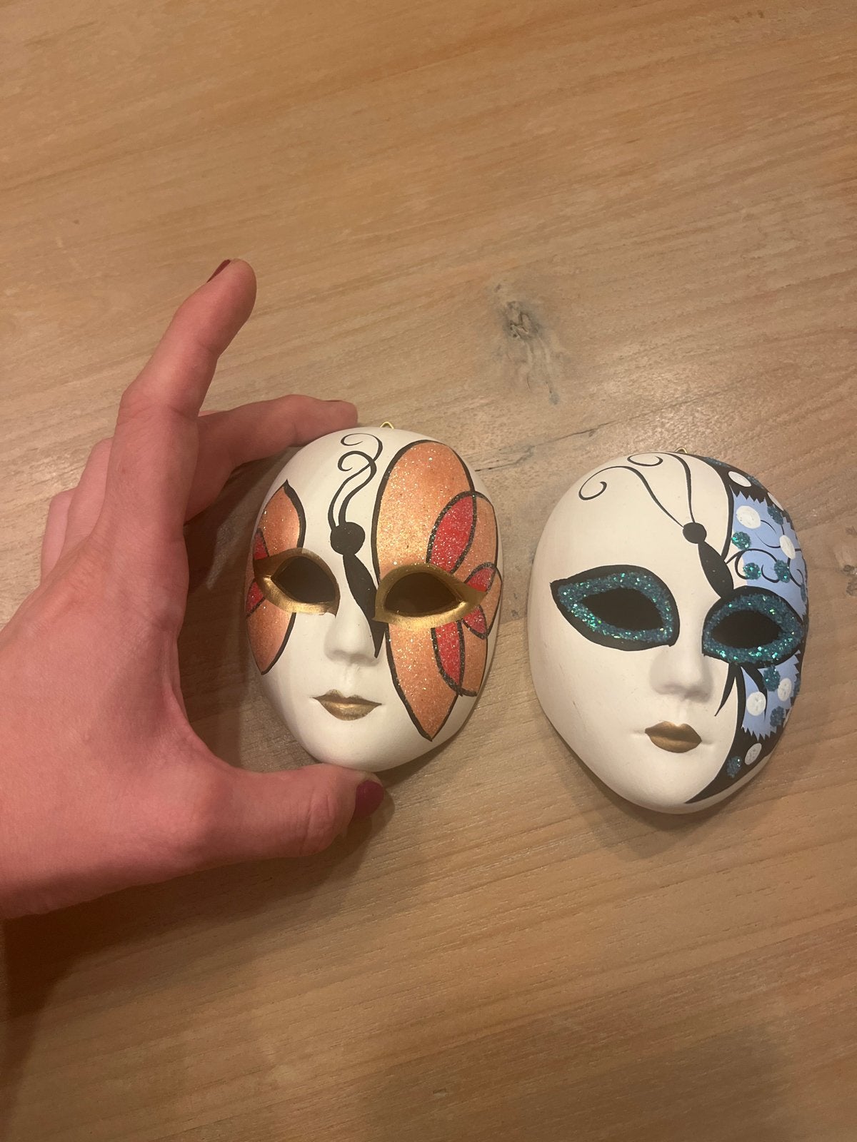 Set van 2 handgeschilderde Venetiaanse maskers, Ophalen of Verzenden, Nieuw