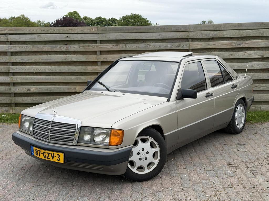Mercedes 190-serie 1.8 E Cruise Automaat, Auto's, Mercedes-Benz, Automaat, Achterwielaandrijving, Gebruikt, 4 cilinders