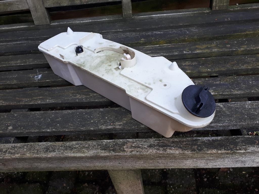 stihl BR 600   benzine  tank, Tuin en Terras, Ophalen, Benzine, Gebruikt, Ruggedragen