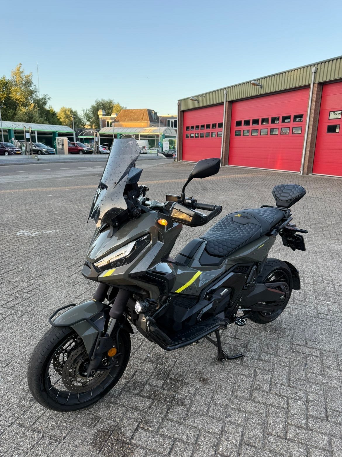 Honda x adv 750 full option akrapovic, Motoren, Motoren | Honda, Scooter, Occasion, Particulier, Minimaal motorrijbewijs A2