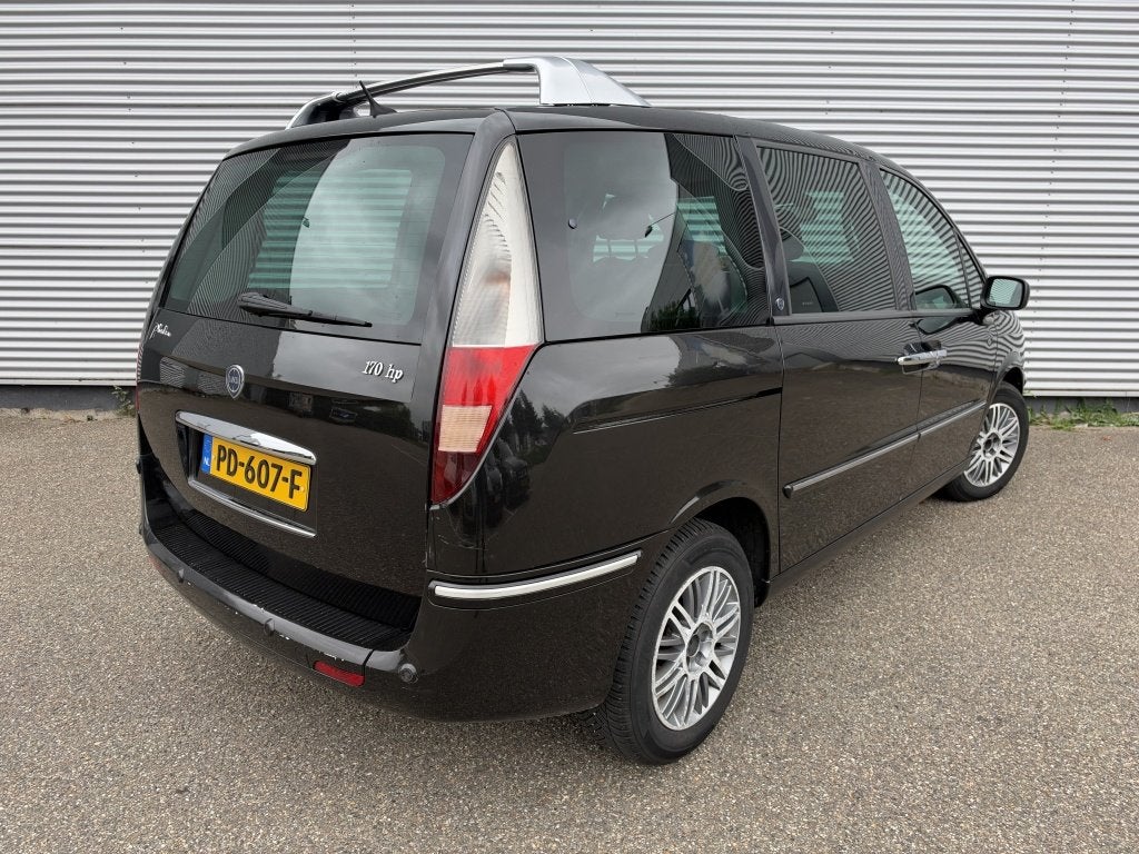 Lancia Phedra 2.2 JTD Platino Automaat Leer Cruise 7 pers. A, Auto's, Gebruikt, 8 stoelen, 4 cilinders, Zwart