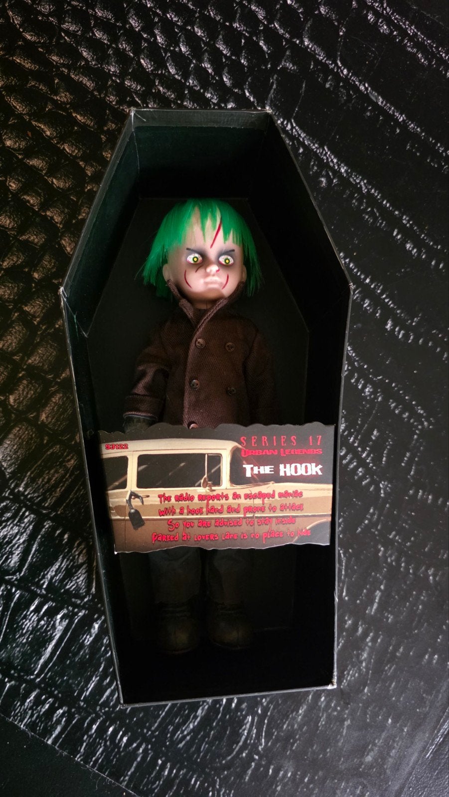 Living Dead Dolls Series 17 The Hook - Zo goed als nieuw, Ophalen of Verzenden, Gebruikt