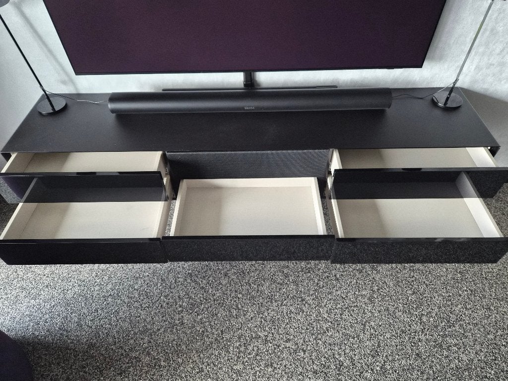 Foto 4 van Dressoir, hangend