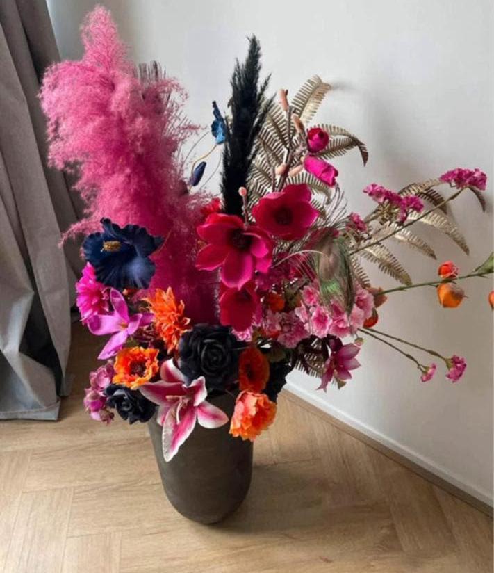 Prachtig Boeket Zijden Bloemen in Vaas, Ophalen, Overige materialen, Overige kleuren, Zo goed als nieuw