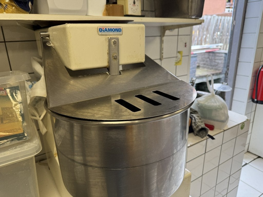 Diamond deegkneder / spiraalkneder horeca 30–40 liter, 4 liter of meer, Ophalen, Gebruikt, 1 snelheid