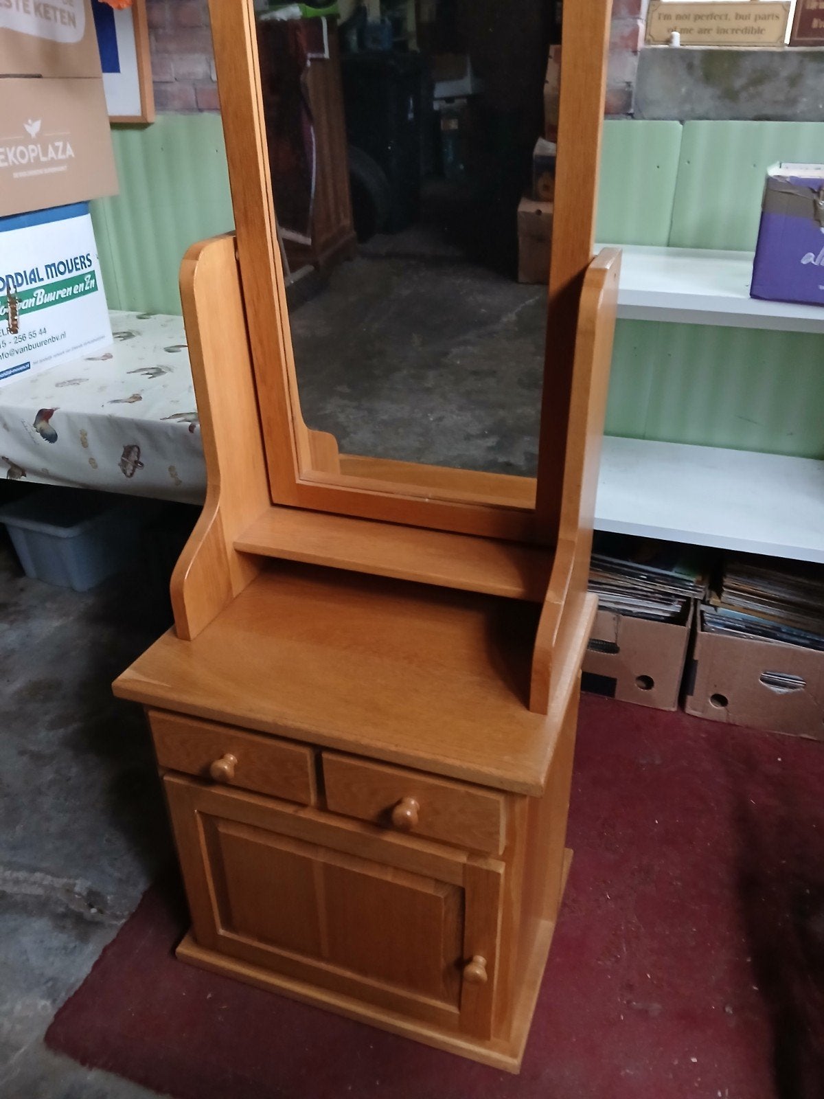 Nachtkastje met spiegel., Huis en Inrichting, Slaapkamer | Nachtkastjes, Ophalen, Gebruikt, 45 tot 65 cm, Minder dan 55 cm