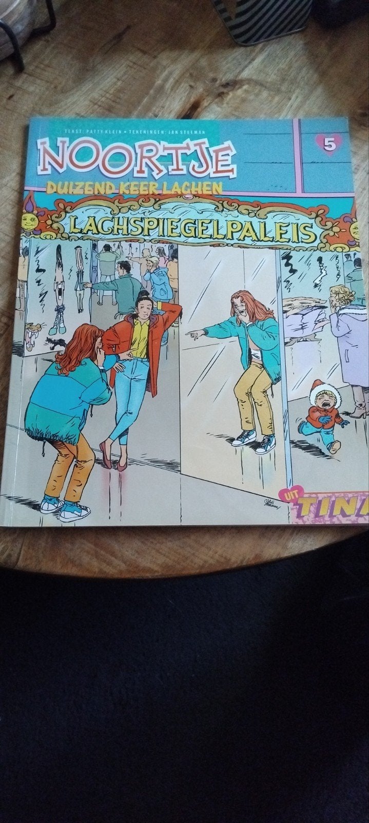 Noortje 5: Lachspiegelpaleis - Duizend keer lachen, Boeken, Eén stripboek, Ophalen of Verzenden, Zo goed als nieuw, Patty Klein, Jan Steeman