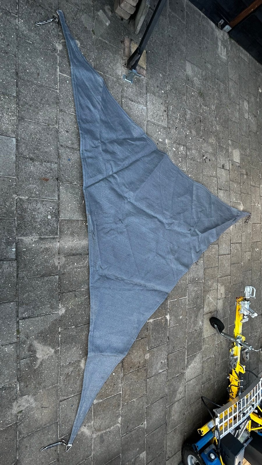 Nesling schaduwdoek grijs - driehoekig, Tuin en Terras, Schaduwdoeken, Ophalen of Verzenden, Gebruikt