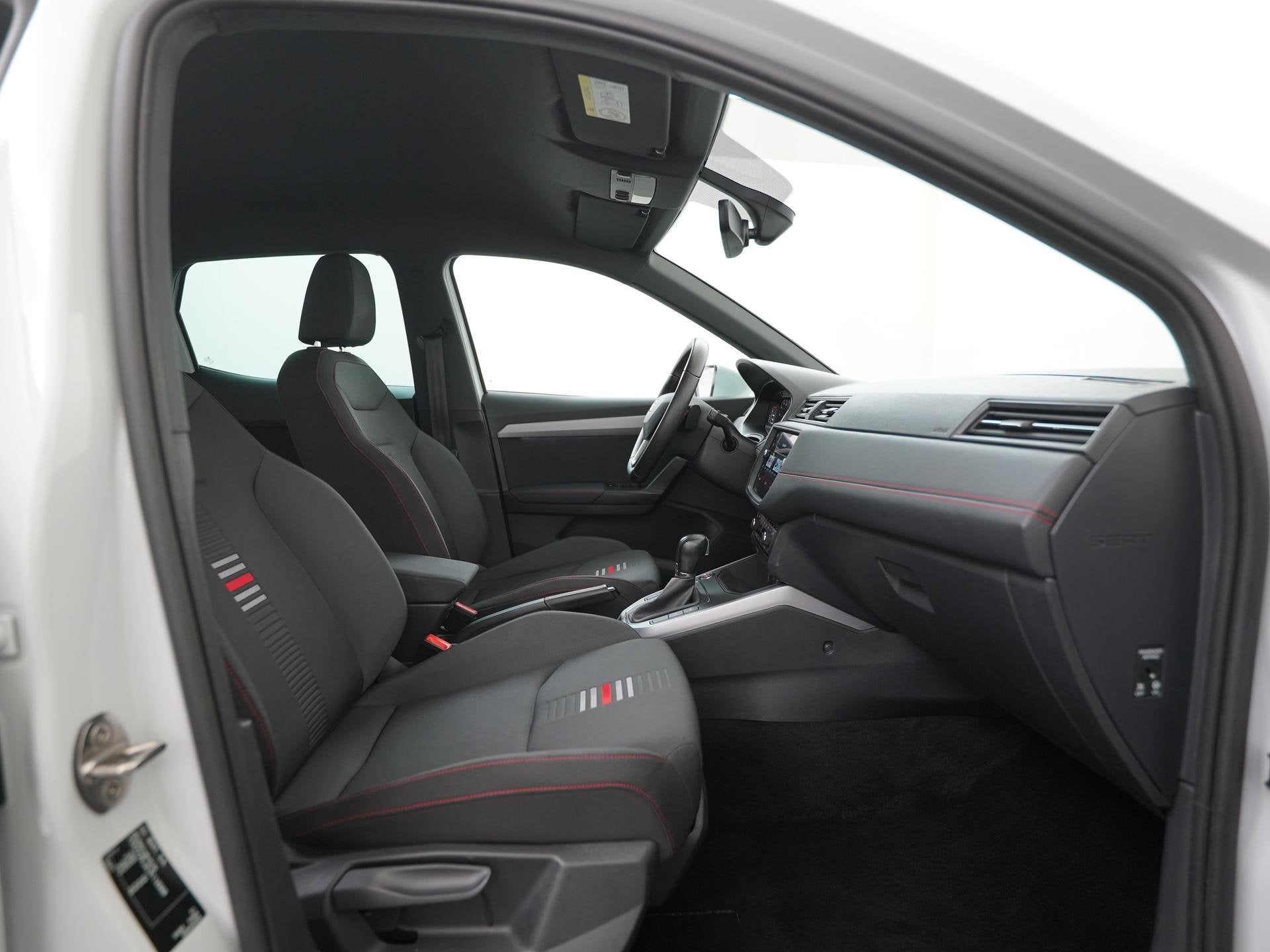 SEAT Arona 1.0 TSI FR DSG Business Intense | Trekhaak | Came, Auto's, 12 maanden, Stof, 116 pk, Origineel Nederlands