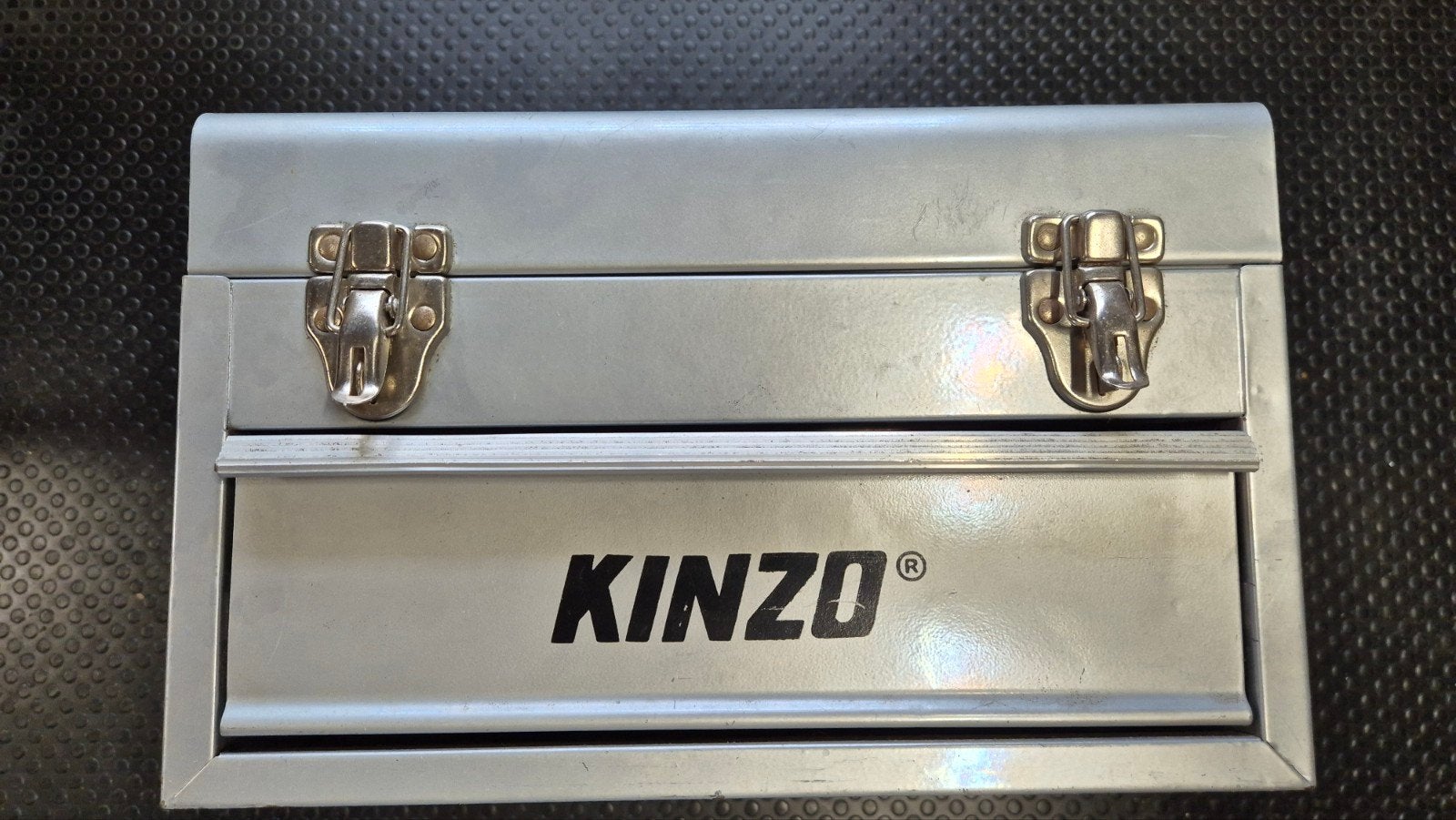 Kinzo 25C5030 Multitool met accessoires in koffer, Ophalen of Verzenden, Gebruikt, Multitool, Overige merken