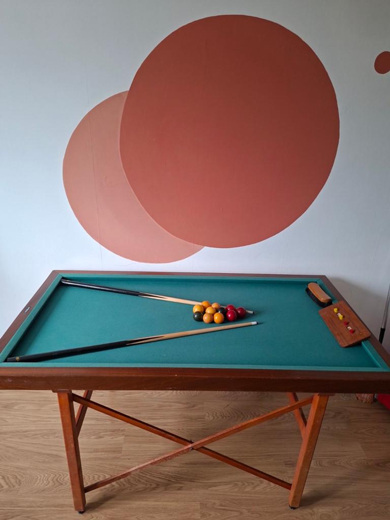 Vintage Pooltafel met Accessoires - Homas, Sport en Fitness, Biljarten en Poolen, Ophalen, Gebruikt, Pooltafel