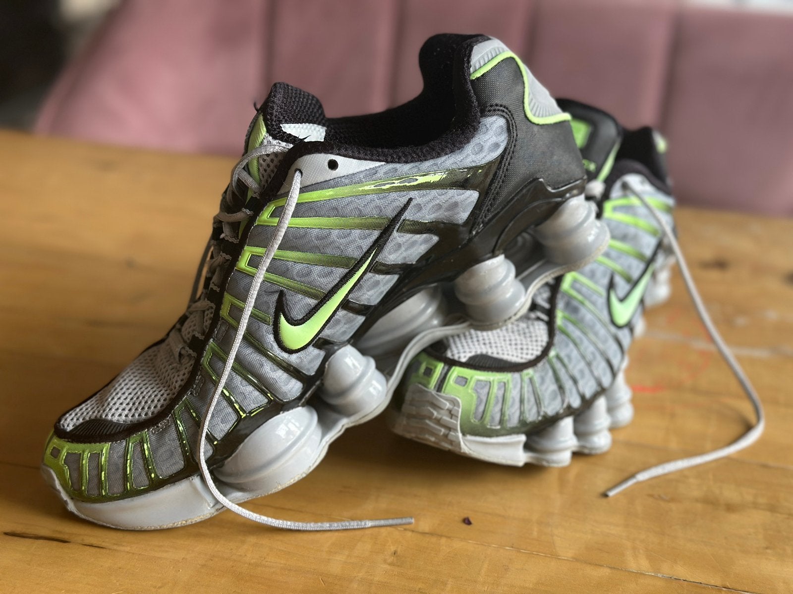 Nike Shox TL Sportschoenen - Grijs/Neon Groen, Ophalen of Verzenden, Gedragen, Overige kleuren, Sneakers of Gympen