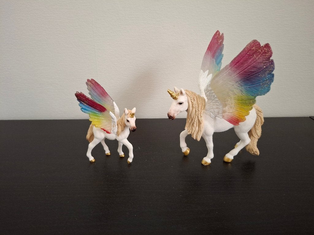 Schleich Bayala Gevleugelde Regenboog Eenhoorn en veulen, Verzamelen, Speelgoed, Ophalen of Verzenden, Zo goed als nieuw