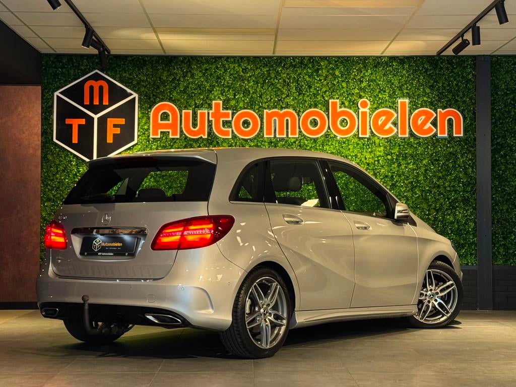 Mercedes-Benz B-klasse 180 Business AMG |CAMERA|OrgNL|NIEUWS, 1325 kg, Gebruikt, 4 cilinders, Met garantie (alle)