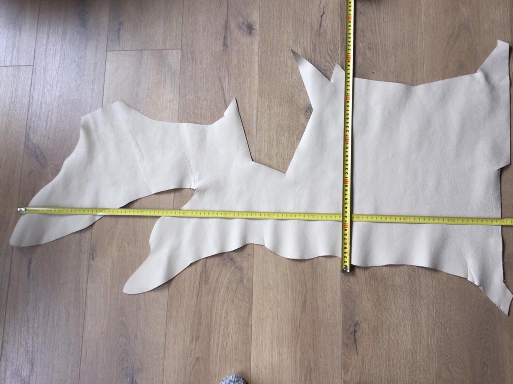 Restanten. Leer  Beige, Hobby en Vrije tijd, Stoffen en Lappen, Beige, Leer of Kunstleer, Nieuw, Ophalen of Verzenden