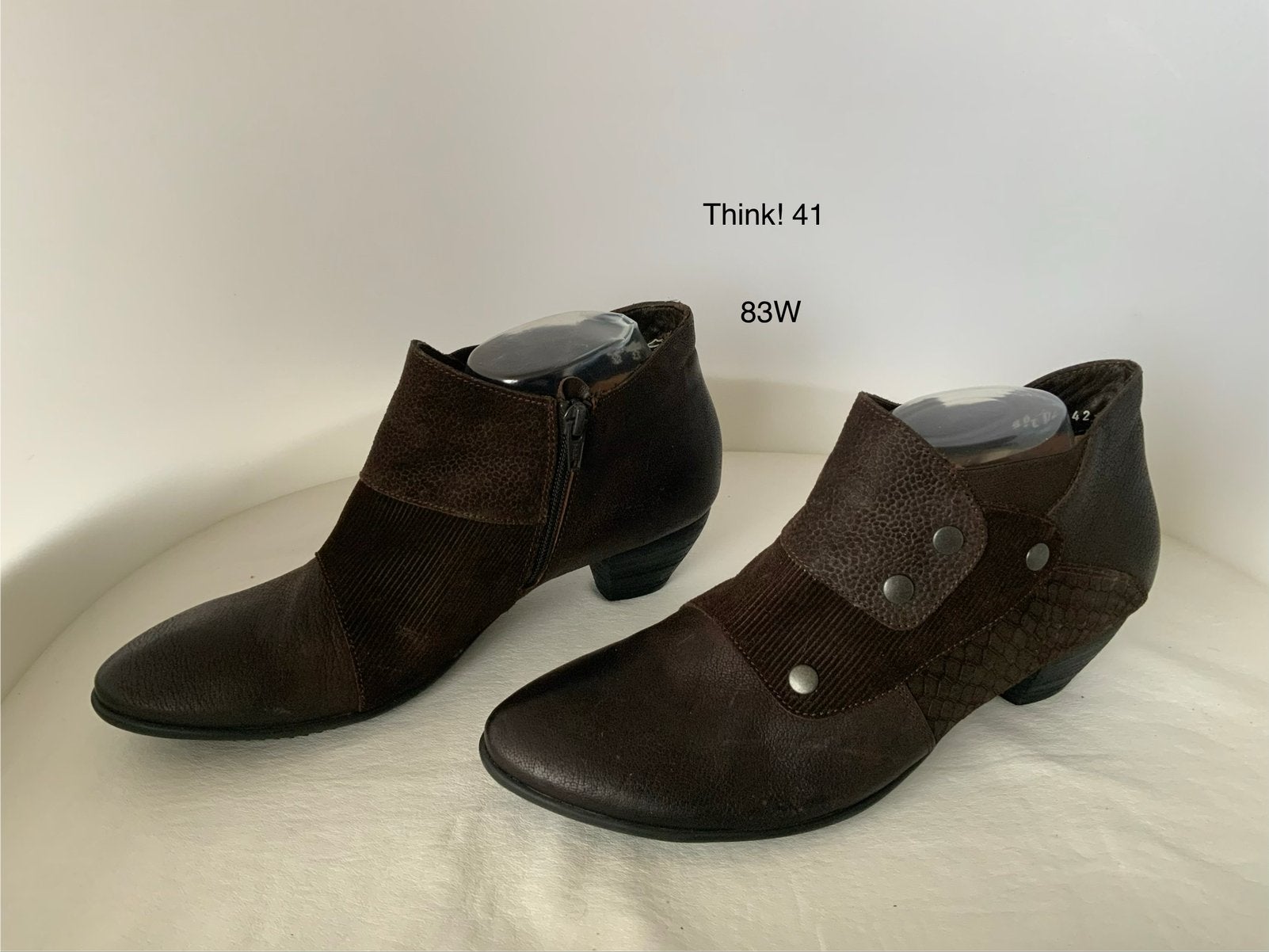 83W) Think! 41bruine leren enkellaarzen met rits., Bruin, Lage of Enkellaarzen, Ophalen of Verzenden, Zo goed als nieuw
