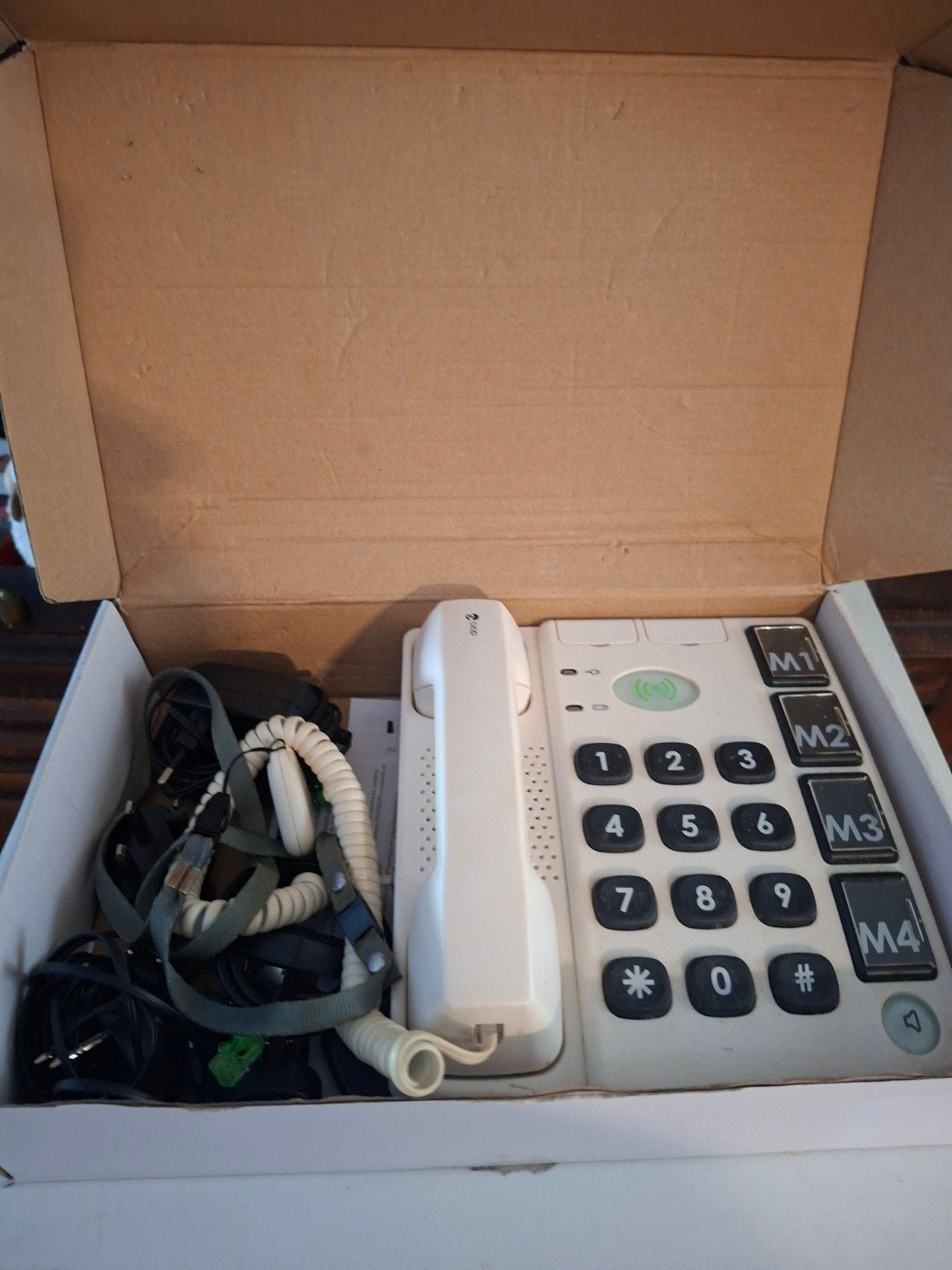 Alarm telefoon   Senioren telefoon Doro telefoon, Ophalen of Verzenden, Gebruikt