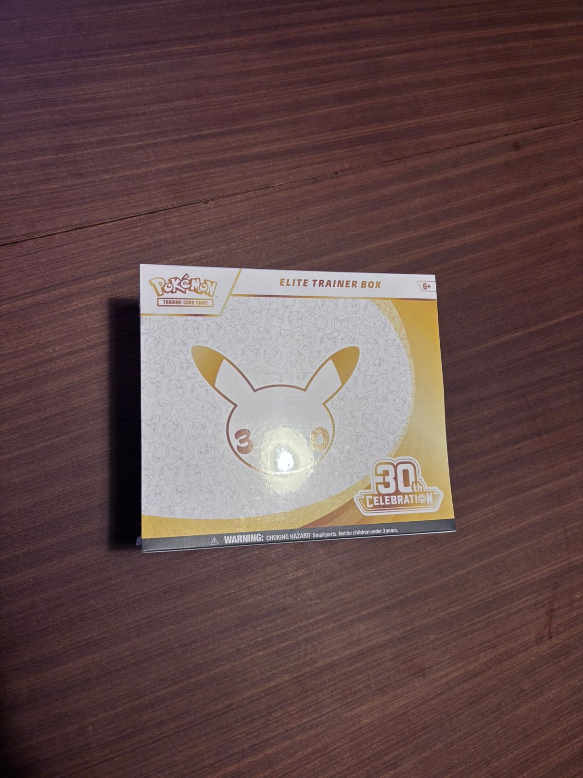 Pokemon 30th Celebration / anniversary ETB, Ophalen of Verzenden, Nieuw, Boosterbox