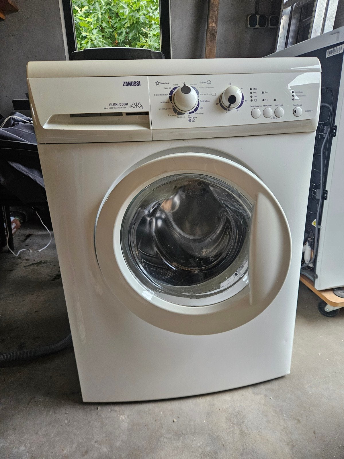 Zanussi Wasmachine - Kapotte Trommellager (Onderdelen), Ophalen, Voorlader, Niet werkend, 85 tot 90 cm