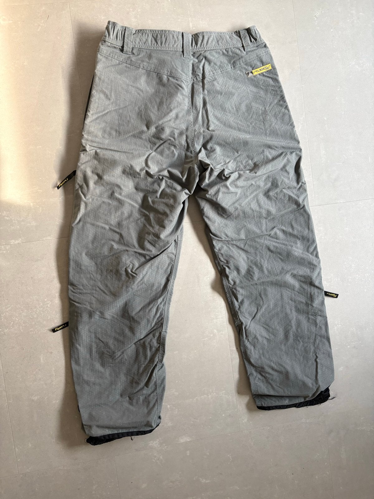 Grijze baggy skibroek Rusty, maat L, Ophalen of Verzenden, Gedragen, Maat 52/54 (L), Broek