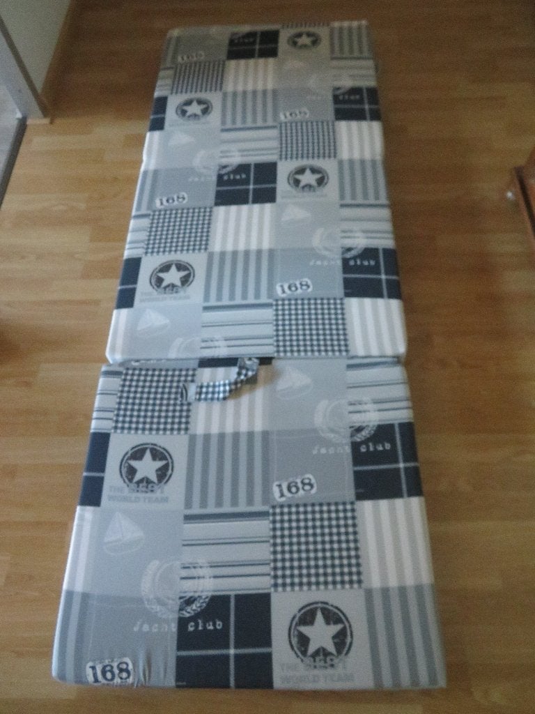 Opvouwbaar kampeer- of logeer matras, Caravans en Kamperen, Kampeeraccessoires, Zo goed als nieuw, Ophalen
