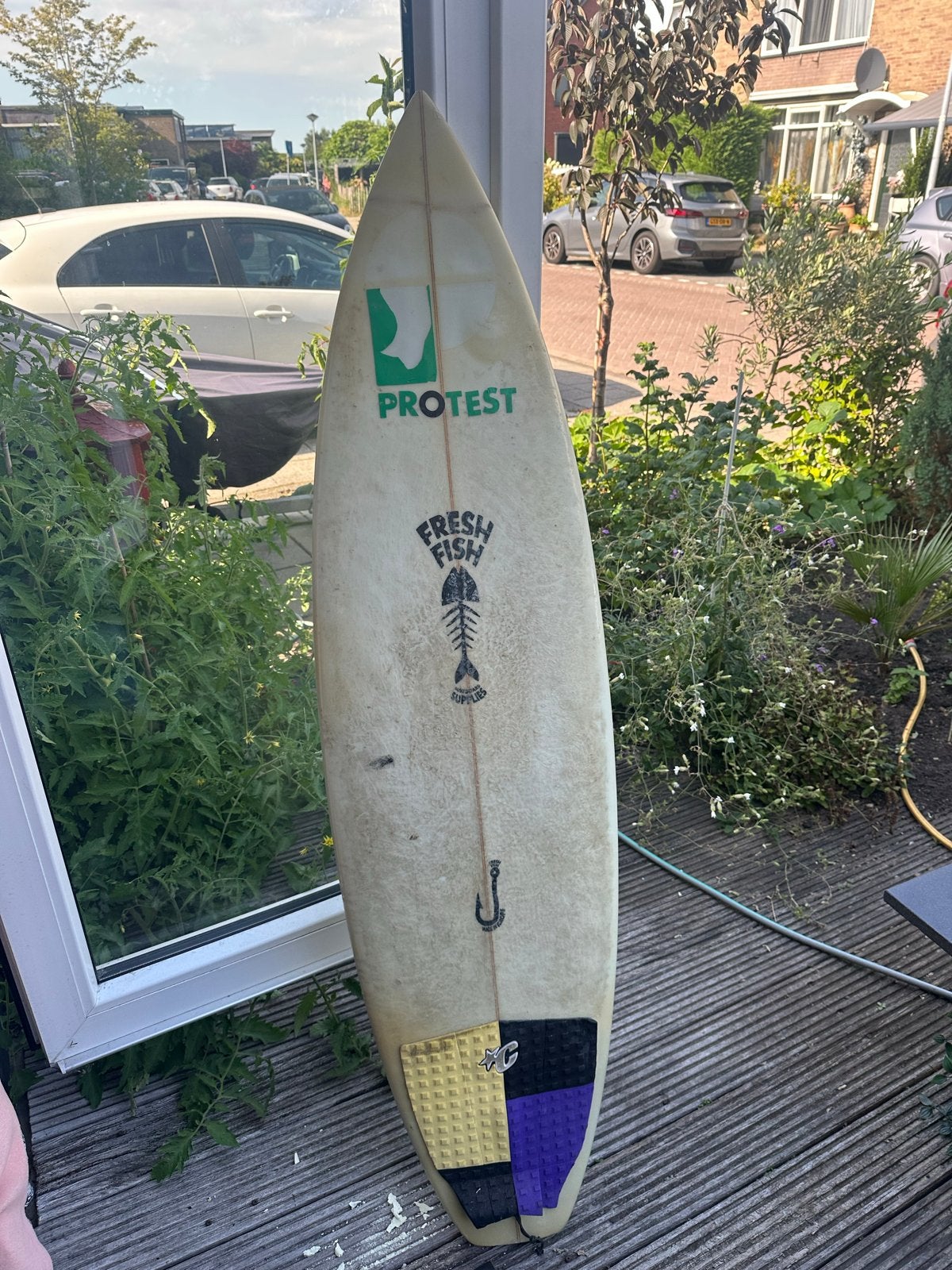Protest Fresh Fish Surfboard - Gebruikt, Watersport en Boten, Golfsurfen, Gebruikt, Fish, Met vinnen, Ophalen