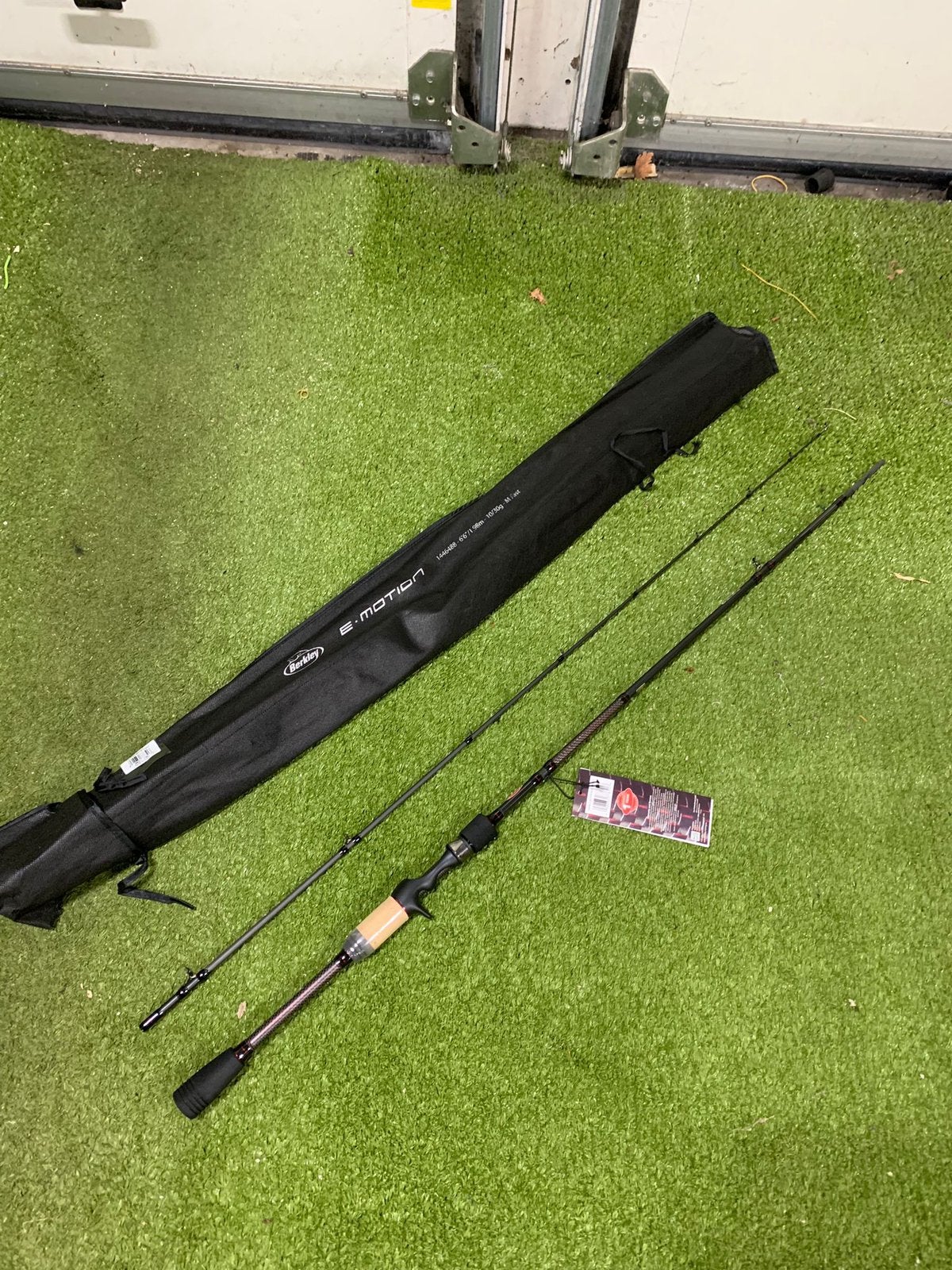 Nieuwe Berkley E-Motion reelhengel, 1.98m en 10-30 gr, Watersport en Boten, Hengelsport | Roofvissen, Ophalen of Verzenden, Nieuw