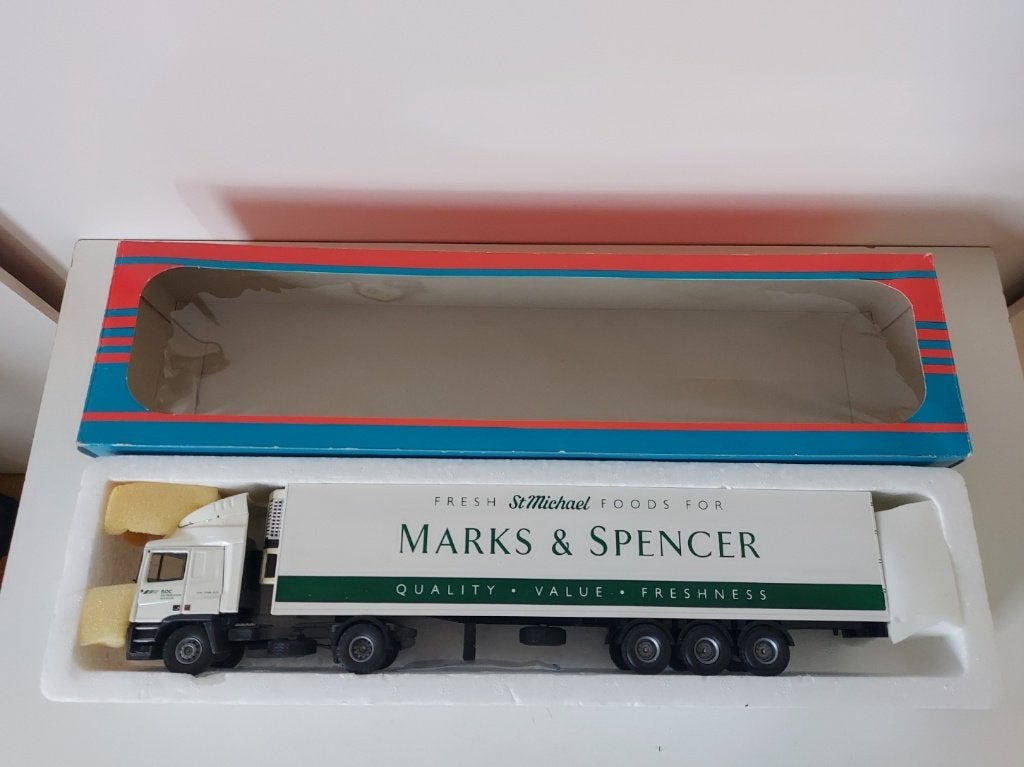 Tekno Erf EC14 met 3 as koeltrailer BOC voor Marks & Spencer, Ophalen of Verzenden, Zo goed als nieuw, Bus of Vrachtwagen, Tekno