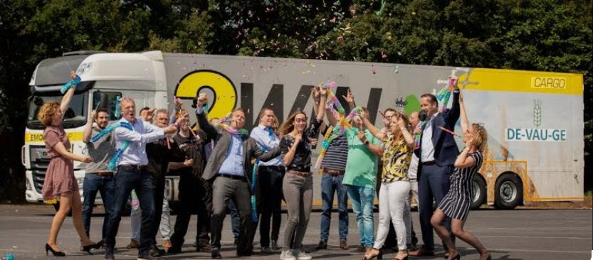 De EMONS  GROUP heeft nu ook een ''KS BlackLine'' koelkast, Ophalen, Zonder vriesvak, 200 liter of meer, 60 cm of meer
