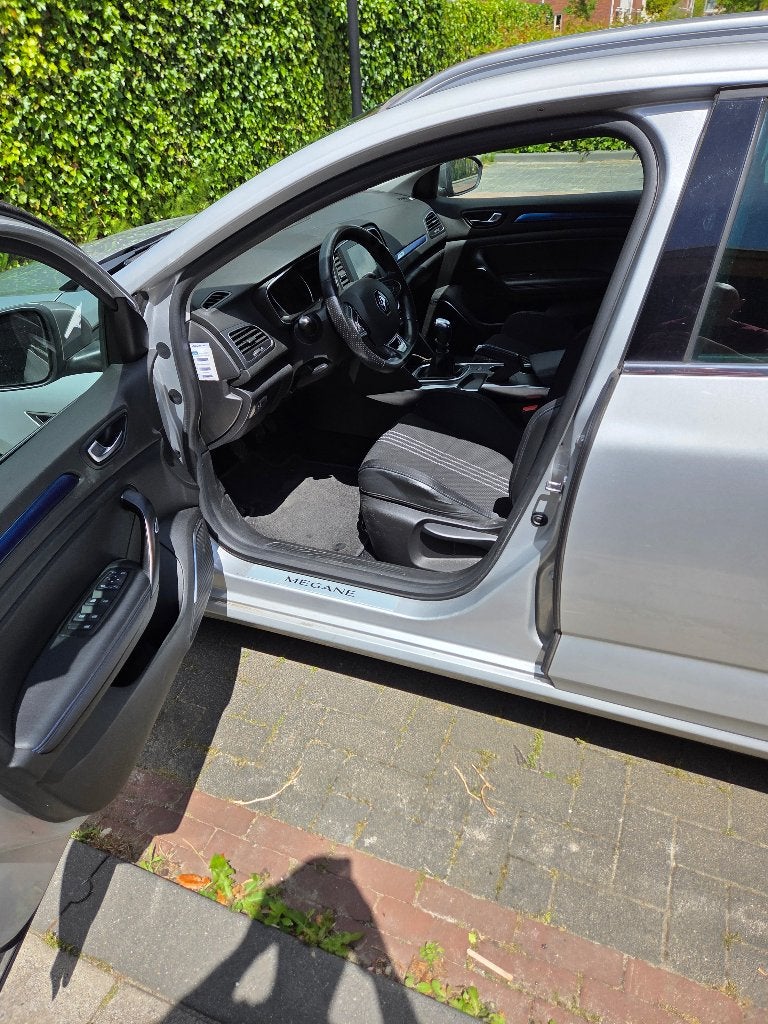 Renault Mégane 1.2 Energy TCe 130pk 2018 Grijs, Auto's, Voorwielaandrijving, 1280 kg, 4 cilinders, Leder en Stof