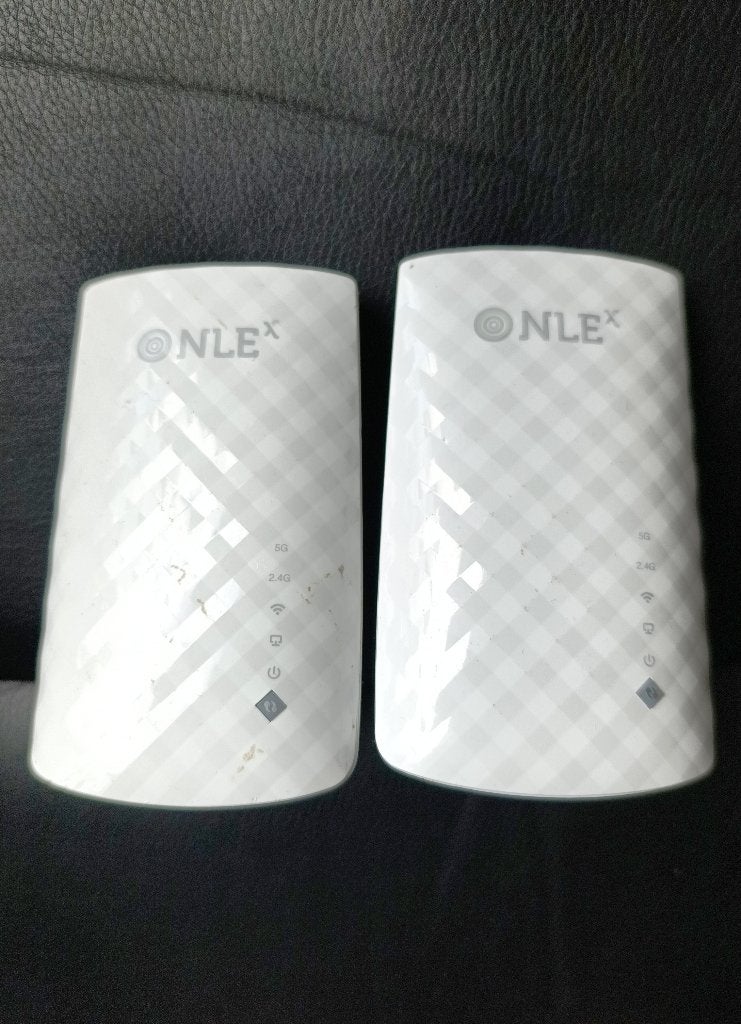 2 Stuks TP-link Wifi Versterker AC750 RE200, Ophalen, Zo goed als nieuw, TPlink