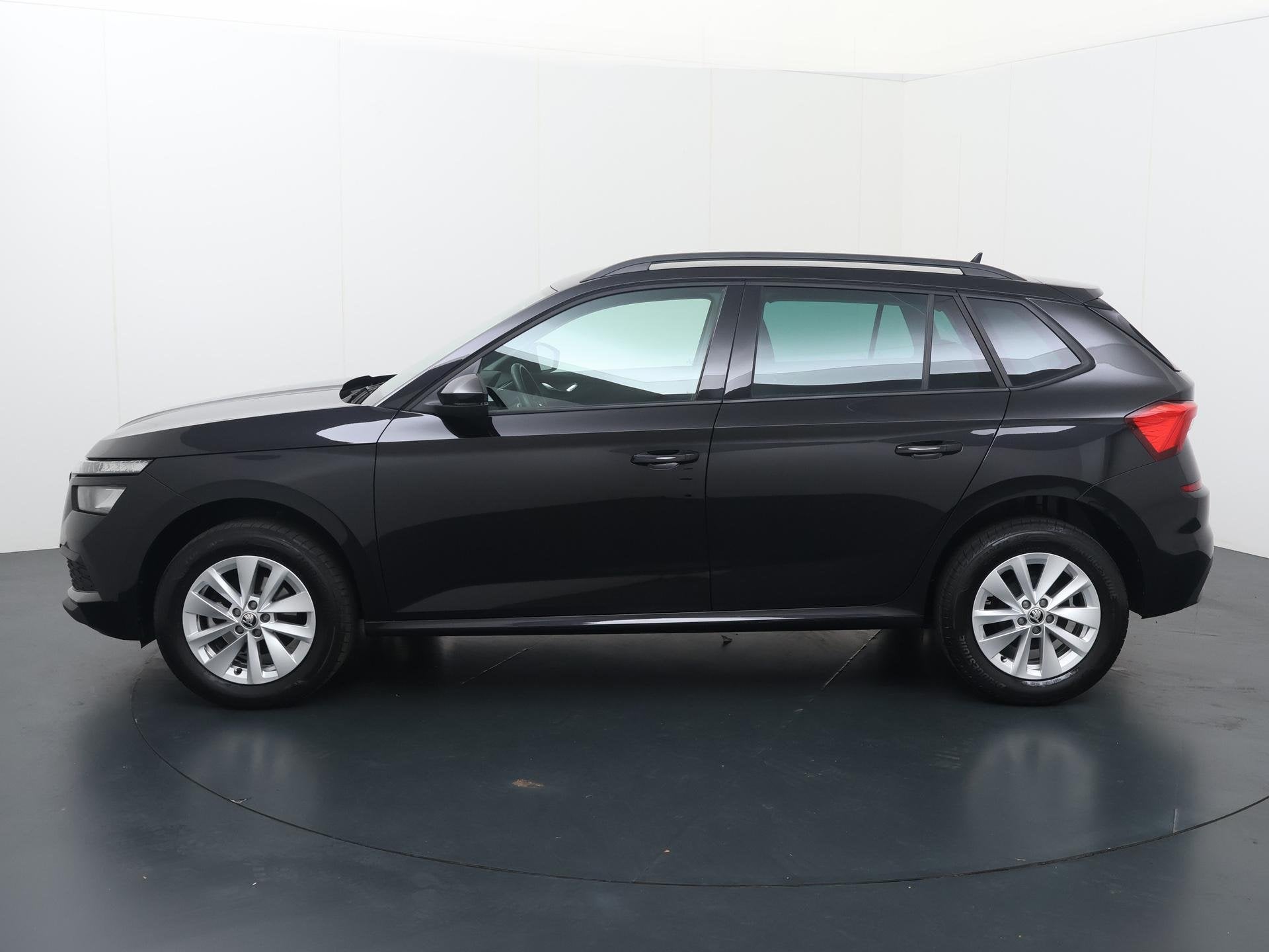 Skoda Kamiq 1.0 TSI Ambition | 110 PK | Airco | Cruise contr, Auto's, 12 maanden, Stof, Gebruikt, 610 kg