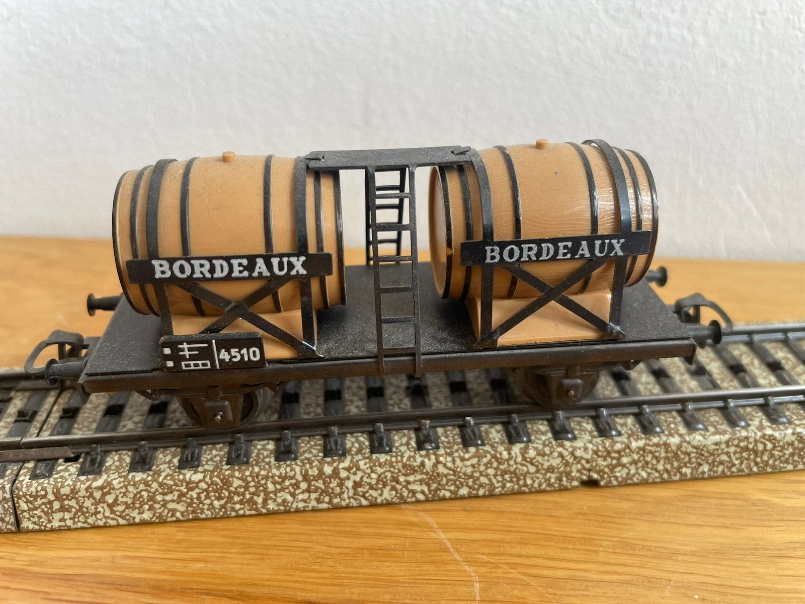 Marklin 4510 Bordeaux, Wisselstroom, Wagon, Ophalen of Verzenden, Zo goed als nieuw