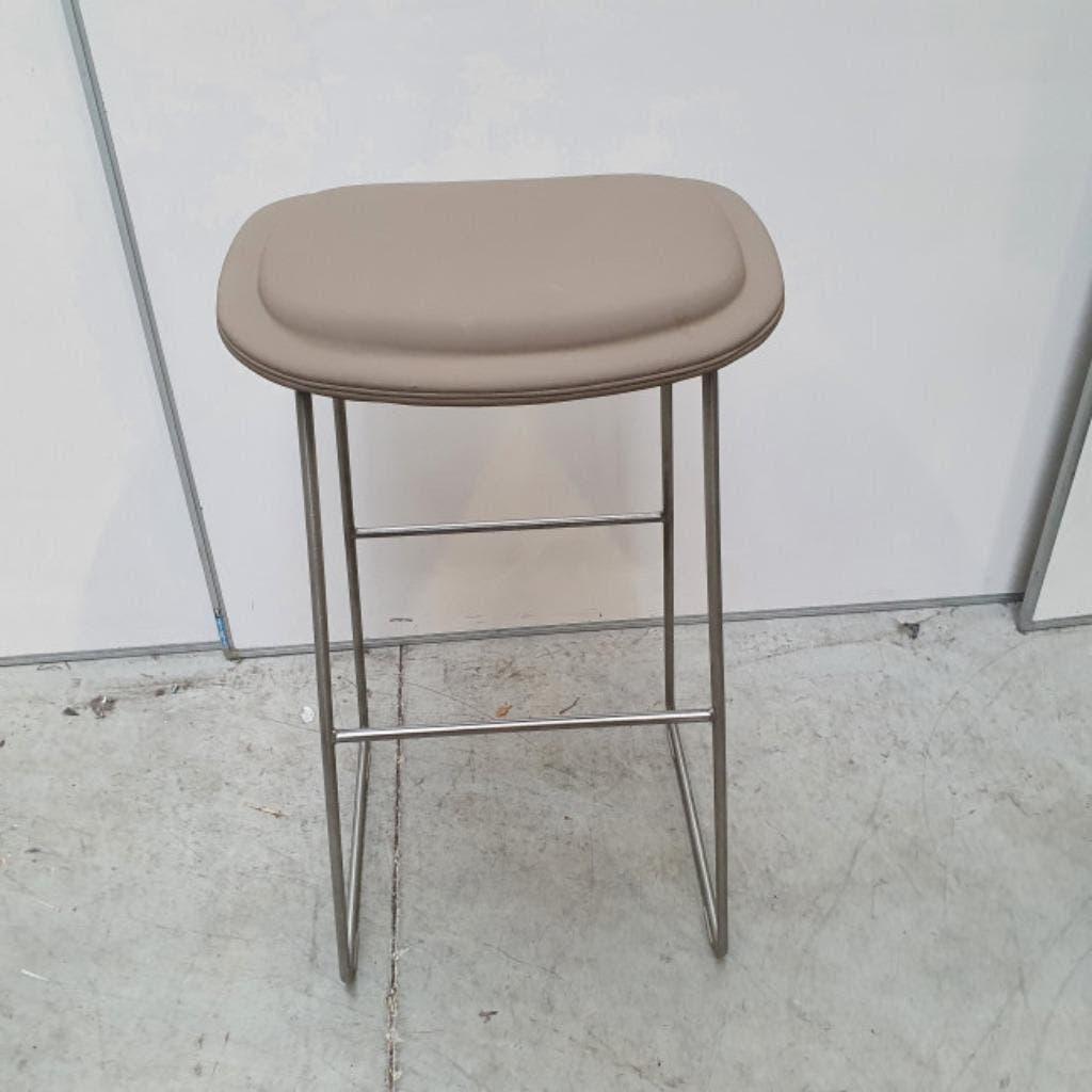 Cappellini Hi Pad design barkruk diverse kleuren, Ophalen, Gebruikt, Kunststof