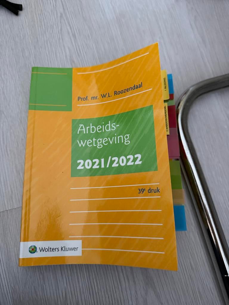 Arbeidswetgeving 2021/2022 - Prof. mr. W.L. Roozendaal, Ophalen of Verzenden, Gamma, Zo goed als nieuw, HBO