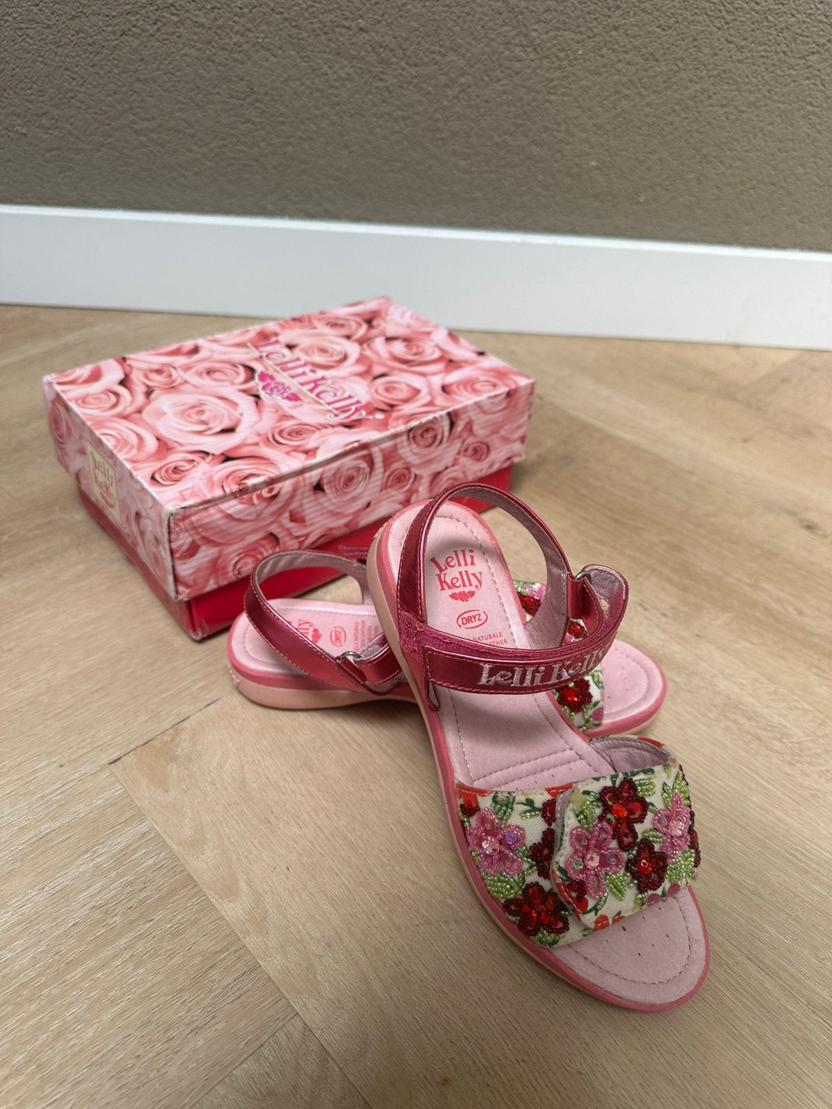 Nieuw! Lelli kelly sandalen maat 35, Ophalen of Verzenden, Zo goed als nieuw, Meisje, Overige typen