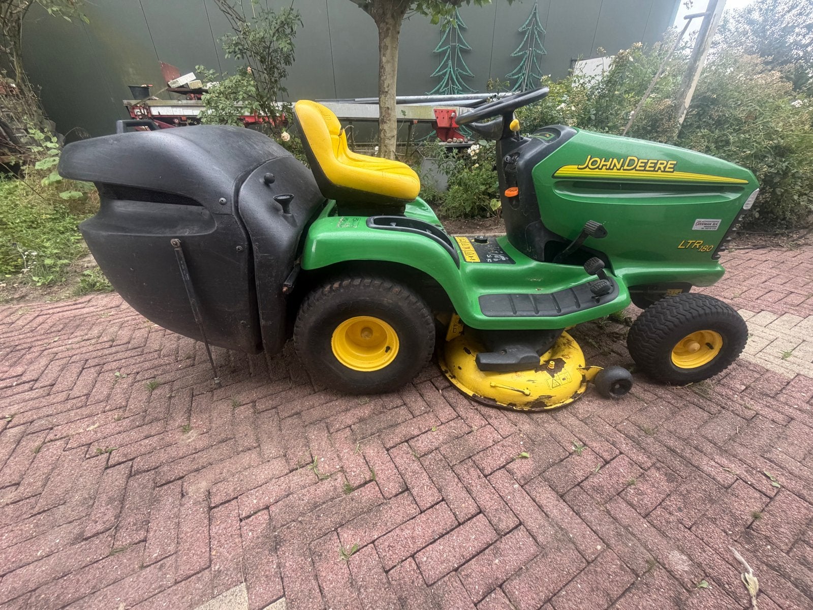 John Deere LTR 180 Zitmaaier - Krachtig en Betrouwbaar, Ophalen, Cirkelmaaier, Gebruikt, Opvangbak