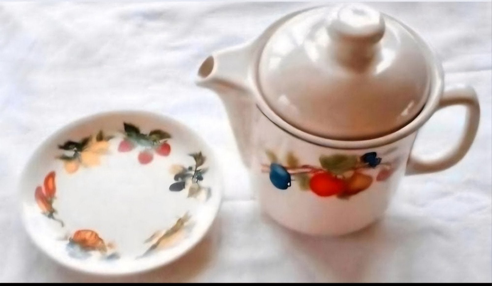 Vintage Tulowice Polen Poland creme theepot fruit, Ophalen of Verzenden
