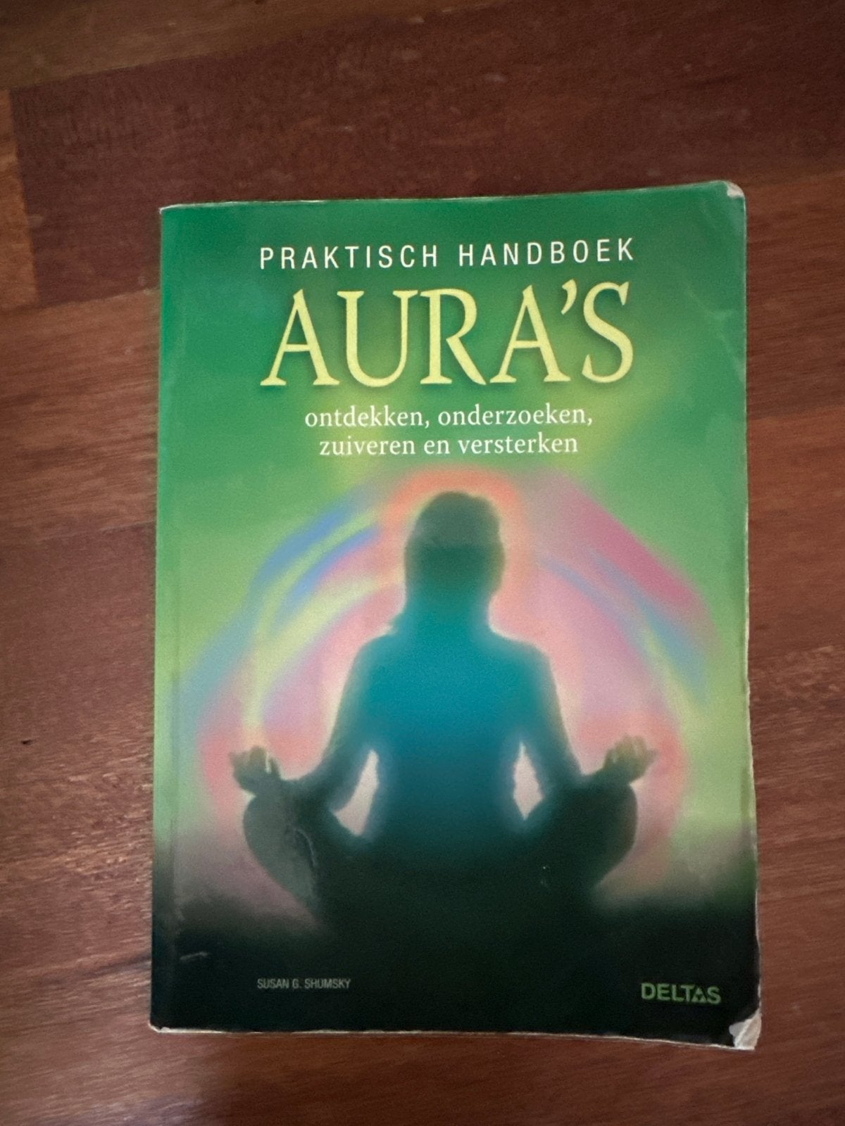 Praktisch Handboek Aura's: Ontdekken, Onderzoeken, Zuiveren, Ophalen of Verzenden, Gelezen, Spiritualiteit algemeen, Instructieboek